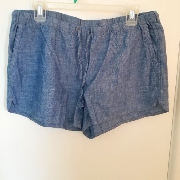 Women's Comfy J. Crew Shorts - Picture 1 of 3